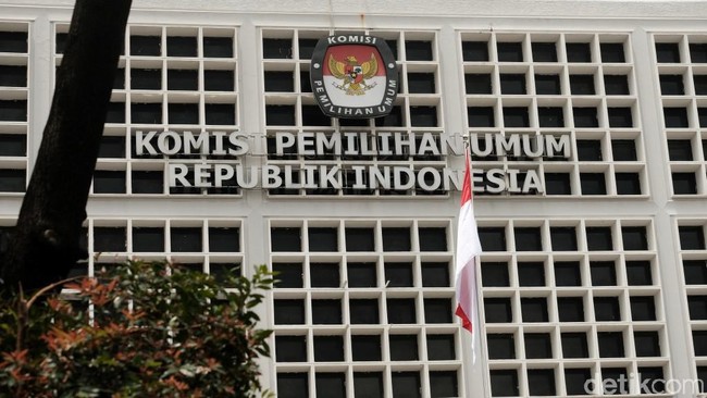KPU Kena Sentil Gara-gara Puluhan Pilkada Harus Coblosan Ulang