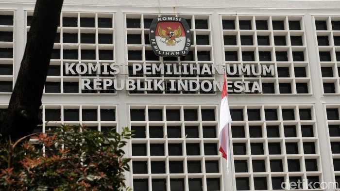 Antisipasi Demo Jelang Penetapan Presiden, Lalin Depan KPU Ditutup Situasional