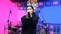 Isyana Sarasvati baru-baru ini jadi sorotan berkat penampilannya sebagai juri ajang pencarian bakat. (Foto: Grandyos Zafna/detikFOTO) 