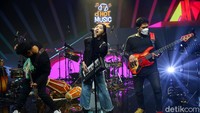 Dalam kesempatan tersebut Isyana sempat mengungkapkan pendapatnya terkait masa pandemi setelah setahun berjalan. Ia optimis jika tahun ini dunia musik akan kembali berjaya lebih daripada tahun-tahun sebelumnya.