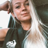 Lauren awalnya ia terpikir jadi model seksi setelah profesinya terkena imbas pandemi Corona ketika sejumlah tempat olahraga terpaksa ditutup untuk waktu yang tidak tentu. Saat itu, Lauren memutuskan untuk membuat akun OnlyFans. Foto: Instagram @laurenannekennedy_