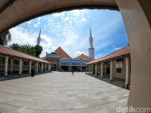 3 Tempat yang Diharapkan Anies Jadi Wisata Religi di Jakarta