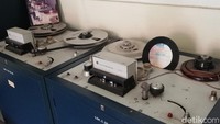 Belum lama ini Komut Telkomsel Wishnutama juga berkunjung ke Lokananta untuk menggali potensi yang bisa dikembangkan.