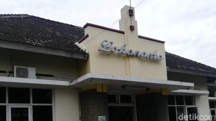Melongok Pabrik Piringan Hitam Lokananta di Hari Musik Nasional Lokananta resmi berdiri pada 29 Oktober 1956 dan menjadi pabrik piringan hitam milik negara pertama.
