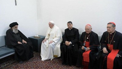 Momen Paus Fransiskus Kunjungi Ulama Syiah di Irak