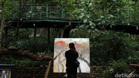 Selama ini, Hassan memiliki minat khusus pada lingkungan hidup, sehingga pameran tunggalnya kali ini bertajuk Tree of Life. Baginya, pameran ini bentuk eksplorasi seniman selama pandemi COVID-19 yang juga memberi dampak di dunia seni dan budaya.
