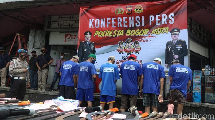 Pelaku tawuran di Bogor ditangkap polisi (M Solihin/detikcom)
