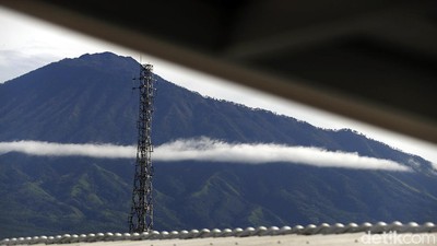 Pesona Alam Batu Malang dan Kota Seribu Gunung