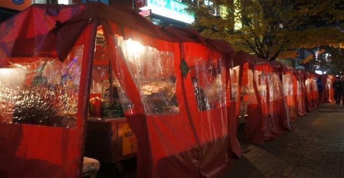 Fakta pojangmacha, warung tenda tempat nongkrong orang korea yang sajikan sohu hingga tteokbokki