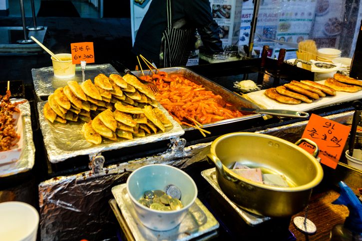 Fakta pojangmacha, warung tenda tempat nongkrong orang korea yang sajikan sohu hingga tteokbokki