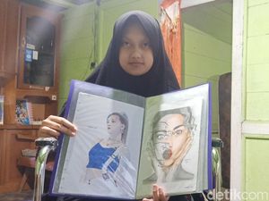 Berkenalan dengan Rahma, Gadis Difabel Cantik yang Jago Melukis