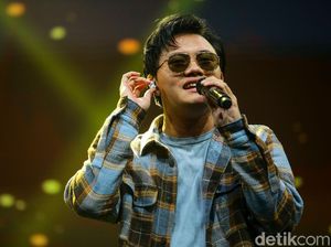 Rizky Febian Tembak Mahalini, Resmi Jadian!