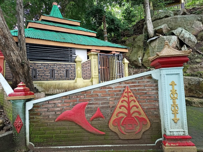 Situs Watu Dukun di Ponorogo
