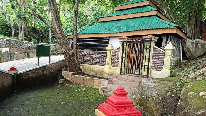 Situs Watu Dukun di Ponorogo