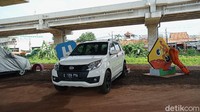 Kolong tol itu seharusnya digunakan warga untuk aktivitas seperti bersantai sambil menikmati taman hingga olahraga.