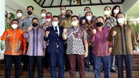 Ia mendukung Anindya Bakrie menjadi ketua umum menggantikan Rosan Roeslani yang ditunjuk Presiden Joko Widodo menjadi Duta Besar Indonesia untuk Amerika Serikat. 