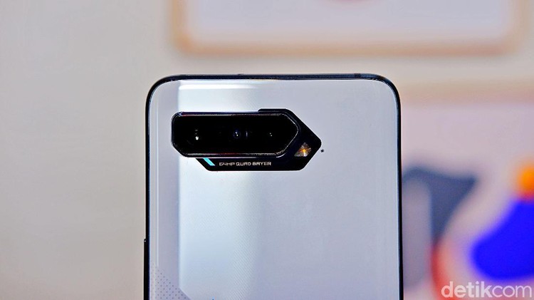 Asus ROG Phone 5 Asus ROG Phone 5