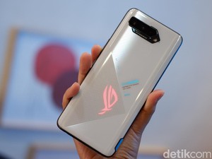 Review Asus ROG Phone 5, HP Gaming Terbaik Saat Ini