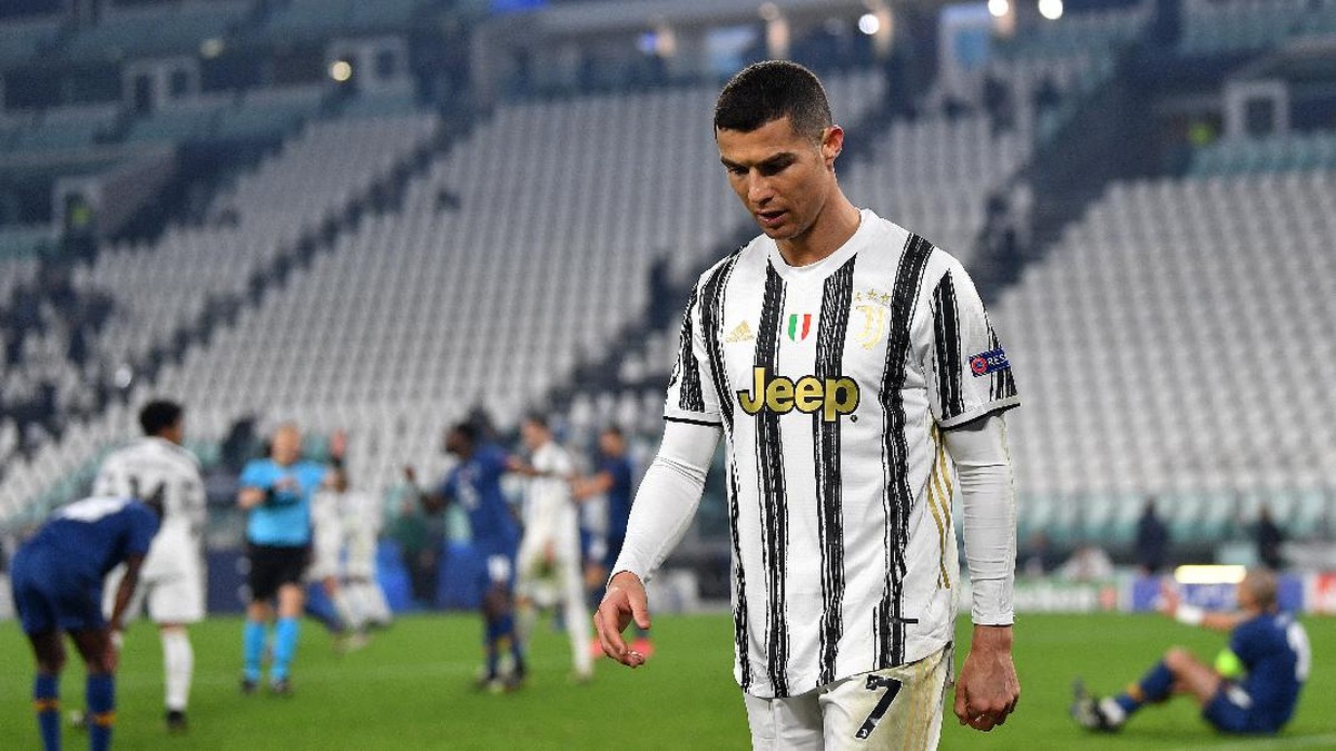 Juventus dinilai salah besar membeli Cristiano Ronaldo. (Foto: Getty Images/Valerio Pennicino)