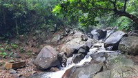 Meskipun menjadi kawasan wisata, kondisi alamnya masih asri. Desa Wisata Batulayang juga menerapkan konsep wisata alam sebagai daya tarik utama.