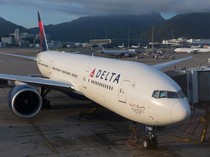 Mencekam, Mesin Pesawat Terbakar di Bandara, Penumpang Dievakuasi