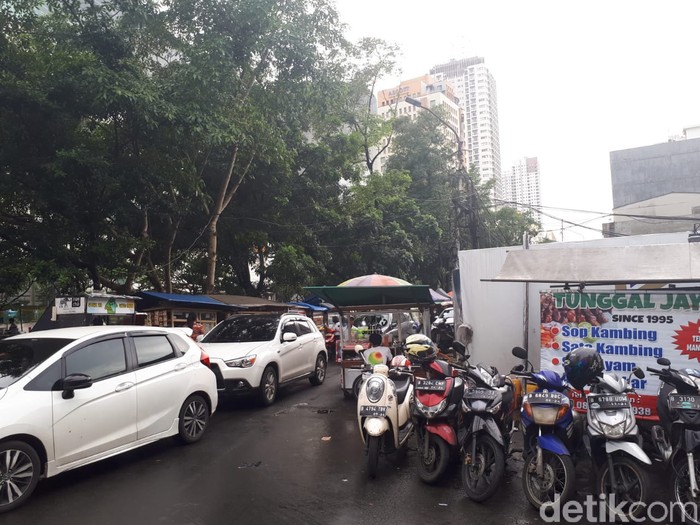 Jajan Rp 30 Ribu di Sekitar Grand Indonesia Bisa Dapat 5 Makanan Enak Ini Jajan Rp 30 Ribu di Sekitar Grand Indonesia Bisa Dapat 5 Makanan Enak Ini