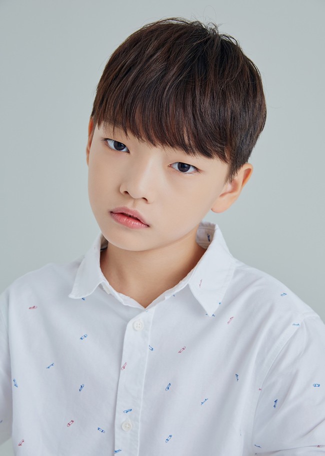 Jeong Woo Ju adalah model cilik jebolan SM Entertainment. Ia memenangkan SM Kids Model Contest di umur 8 tahun. Foto: Instagram wooju09zion15