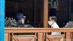 Jokowi Melayat Ibunda Hasto Kristiyanto