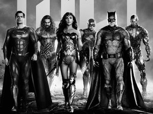 Justice League Snyders Cut Berdurasi 4 Jam dengan 6 Bab Cerita