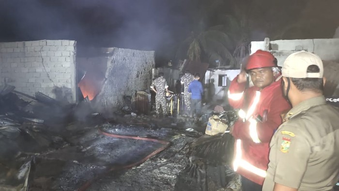 Kebakaran besar terjadi di Pasar Tradisional Tapung Hilir Kampar, Riau malam tadi. (Dok Polres Kampar). Kebakaran besar terjadi di Pasar Tradisional Tapung Hilir Kampar, Riau malam tadi. (Dok Polres Kampar).