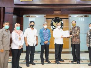 Terima GeNose C19, Kemenko Polhukam Harap Bisa Cegah Penyebaran COVID