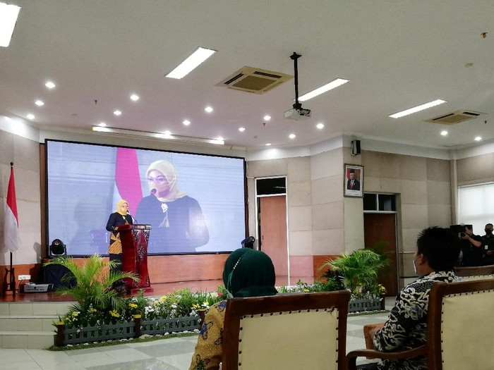 Menaker Ida Fauziyah kunjungan kerja di Solo