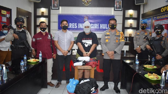 Dana miliaran terkumpul dari 24 ribu nasabah yang berharap dapat keuntungan besar.