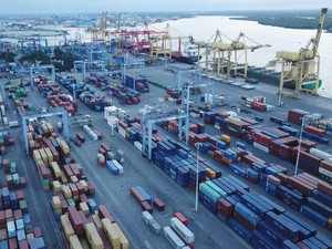 Jurus Pelindo Bereskan Berbagai Persoalan di Pelabuhan