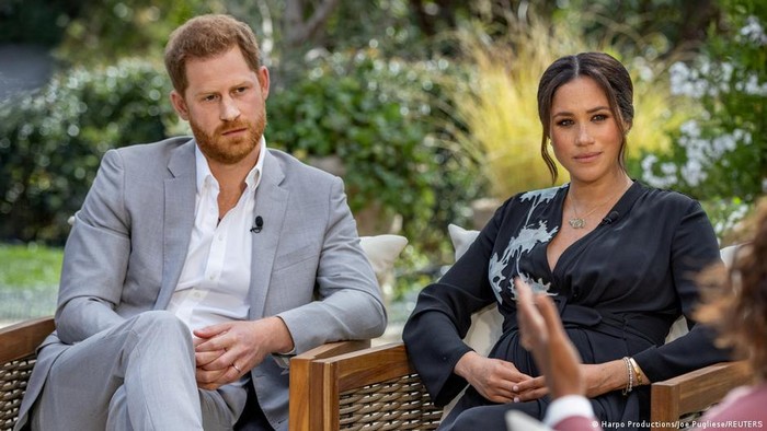 Ratu Elizabeth Tanggapi Isu Rasisme Meghan Markle