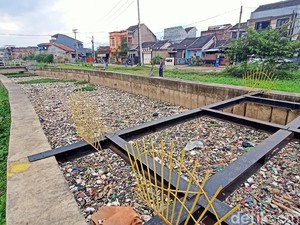 DLH Sebut 40 Persen Sampah di Jabar Belum Tertangani dengan Baik