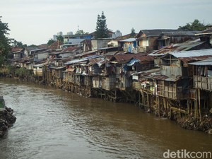 DKI dan BPN Rapat Percepatan Normalisasi Sungai, Fokus Sodetan Bidara Cina
