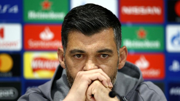LIVERPOOL, ENGLAND - APRIL 08: Sergio Conceicao manager of FC Porto reacts during the FC Porto Press Conference ahead of there UEFA Champions League Quarter Final First Leg against Liverpool FC tomorrow at Anfield on April 08, 2019 in Liverpool, England. (Photo by Jan Kruger/Getty Images)