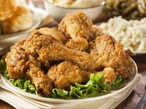 Ternyata Ini Jenis Tepung yang Bagus Buat Bikin Ayam Goreng Renyah