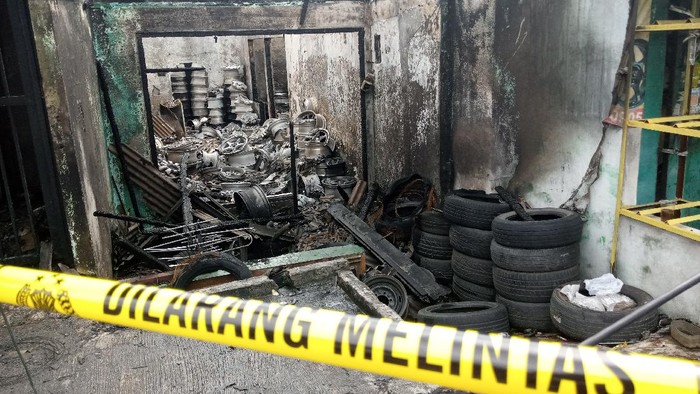 Alami Kebakaran, Begini Kondisi Lapak Barang Bekas di Bekasi Pagi Ini, Kamis (11/3) (Foto: Kadek/detikcom)