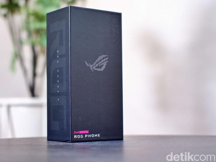 Wujud Asus ROG Phone 5, Ponsel Gaming Harga Rp 13,7 Juta