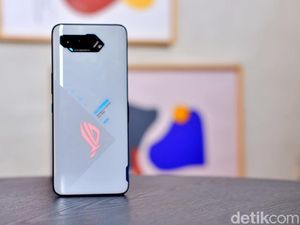 Ini Harga Asus ROG Phone 5 yang Resmi Diluncurkan di Indonesia