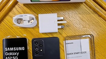 Nah ini Galaxy A52 5G yang di-unboxing. Foto: doc Twitter.com/xk_sal7