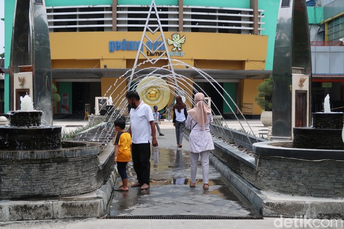 Bus Gratis Taman Pintar Yogyakarta