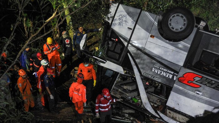 Bus Sumedang : K Gs3ba8jfaesm - sirketong-malupet