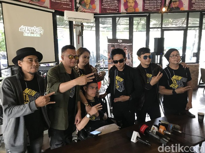 Elkasih Reborn rilis lagu berjudul Muntaber