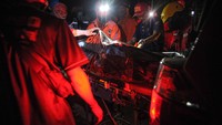 Korban tewas dalam kecelakaan maut yang berhasil dievakuasi sebanyak 27 orang. 