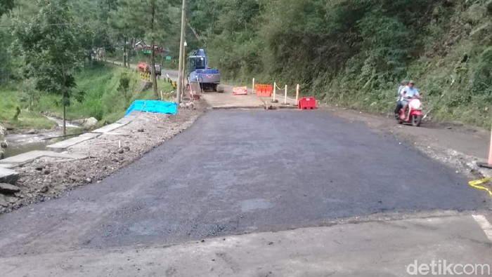 jalan ambles di malang