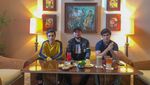 Gaya Seru Junior Roberts saat Makan Jagung Bakar bareng Hanggini