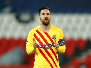 Sambil Tertawa, Ander Herrera Jawab Rumor Messi Gabung PSG